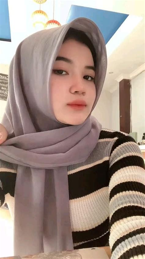 Pin By Pesona Hijabers On Pin Buatan Anda In 2024 Beautiful Hijab