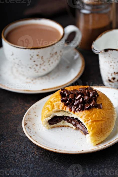 Chocolate Filled Bun 16219851 Stock Photo At Vecteezy