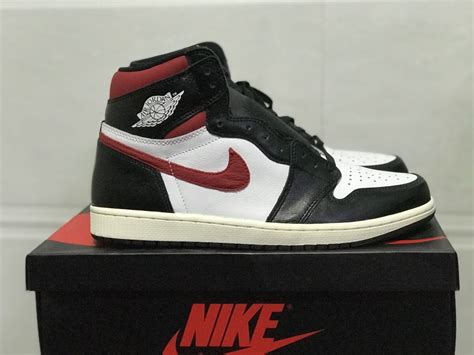 Jordan Retro High Black Gym Red Aftermarket