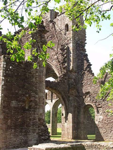 Llanthony Priory