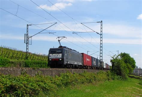 ERS ES 64 F4 106 Mit Einem Containerzug Richtung Koblenz Am 17 05 2012