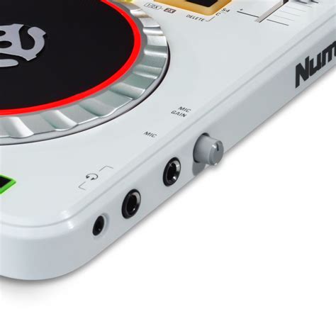 Numark Mixtrack Pro White