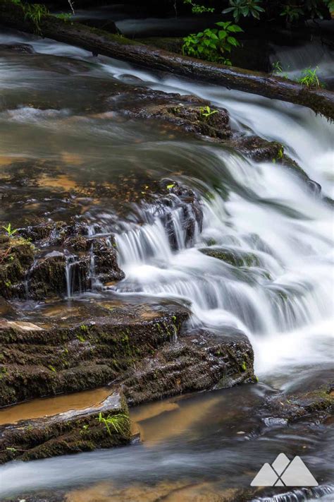 Carters Lake Tumbling Waters Nature Trail - Atlanta Trails