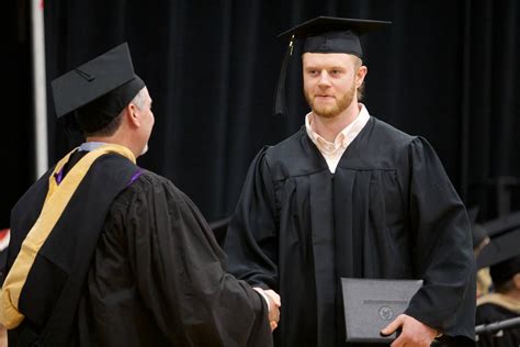 Photos Mchenry County College Graduation Shaw Local