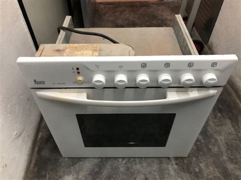 Horno Teka Ht 490 Me De Segunda Mano Por 20 € En Valencia En Wallapop