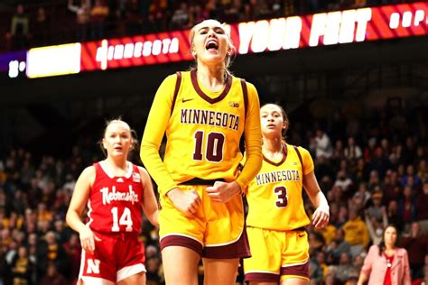 Gophers star Mara Braun out indefinitely with foot injury that will require surgery - InForum ...