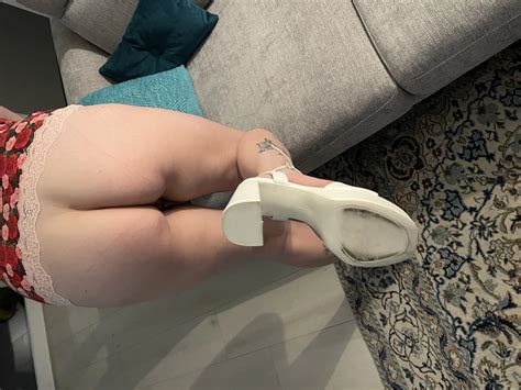 Milf With Round Ass 8 Nude Pics XHamster