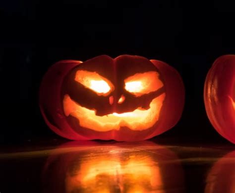 Best Halloween Poems For The Celebration Loveable