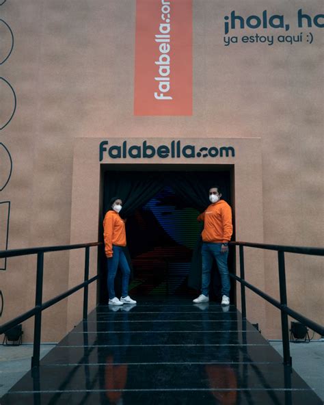 Falabella Presenta La Caja Inmersiva