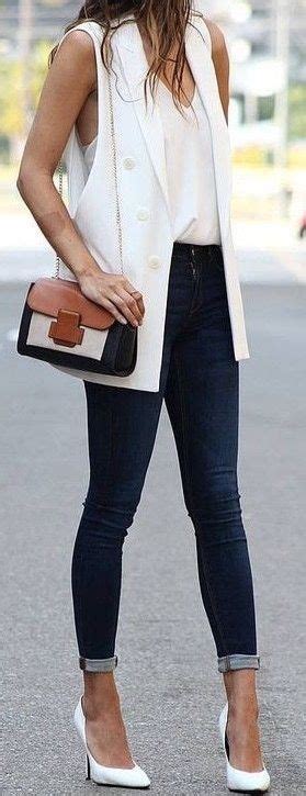 50+ White Sleeveless Top Outfits Ideas | Ropa de moda, Moda de ropa