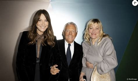 Carla Bruni pose avec sa soeur Valeria Bruni Tedeschi apparition très