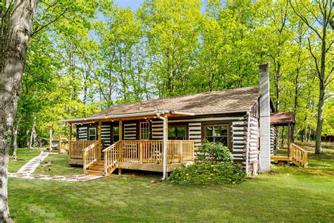 RU - Modernized Log Cabin w Hot Tub, Fire Pit & Views!, Cabins ...