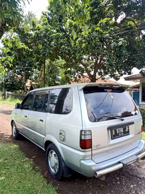 Toyota Kijang Lgx Efi Manual Warna Silver Metalik Dijual Co Id