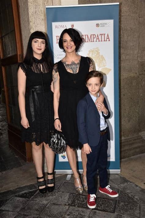 Nicola Giovanni Civetta chi è il figlio di Asia Argento e Michele Civetta