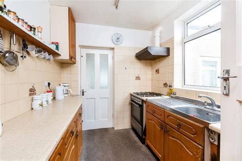 Rowacres Bath Zest Sales Lettings