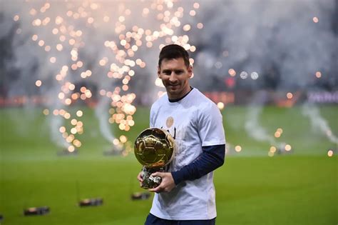 PSG é investigado por suposto lobby para Messi ganhar Bola de Ouro