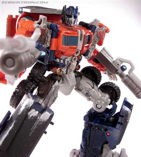 Transformers Battle Damaged Optimus Prime Toy Gallery Image