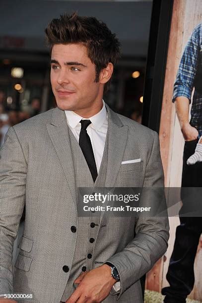 374 Zac Efron Neighbors Premiere Stock Photos, High-Res Pictures, and ...