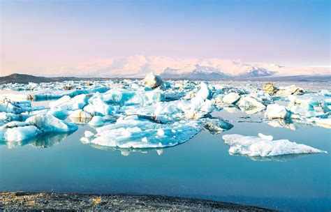 Jökulsárlón Glacier Lagoon: Visiting Iceland's Amazing Icebergs