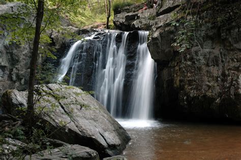 These Hidden Waterfalls In Maryland Will Take Your Breath Away