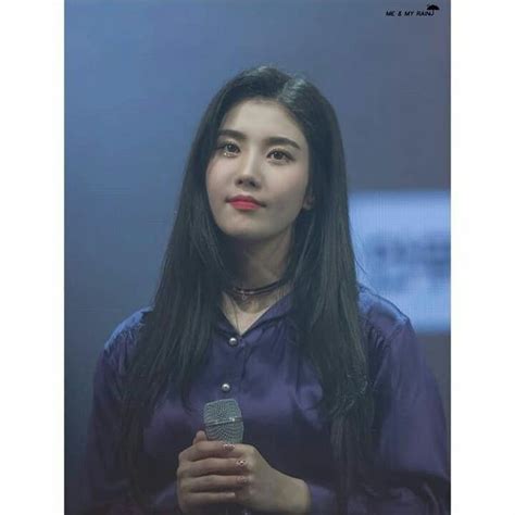Kwon Eunbi Vocalist Iz One Dancer