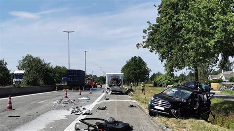 E34 In Zelzate Weer Volledig Vrij Nadat Snelweg Tijdlang Afgesloten Was