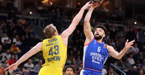 Alba Berlin 95 Anadolu Efes 93 Anadolu Efes Spor Kulübü