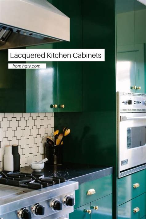 20 Lacquered Kitchen Cabinets We Love | Kitchen cabinet trends, Glossy ...