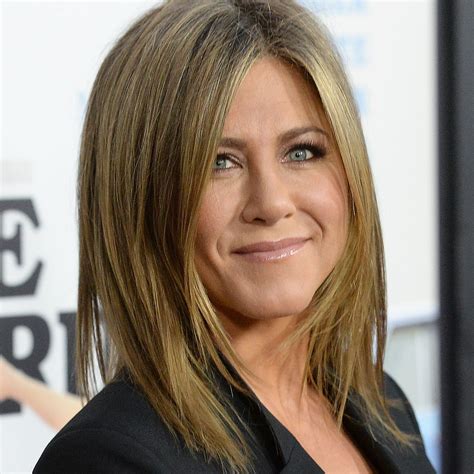 Jennifer Aniston Without Makeup in Cake | POPSUGAR Celebrity