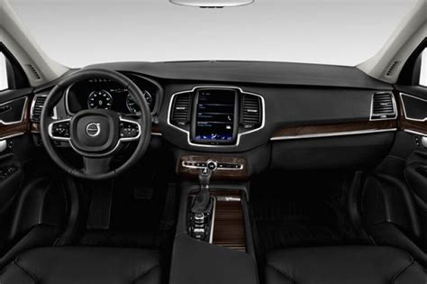 2018 Volvo XC90 Pictures: Dashboard | U.S. News