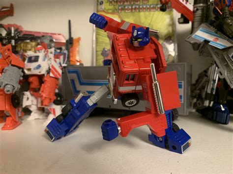 Missing Link C 01 And C 02 G1 Convoy Optimus Prime Revealed Page 27