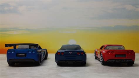 Hot Wheels C6 コルベット 三昧 比較するとトミカZ06のいいトコもしかし総合的なデザインでは本場アメリカンなホットウィールの迫力が勝ってますかな HWはZR1とRです