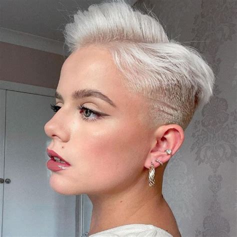 Undercut Hairstyle Women 2022