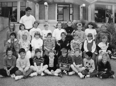 Photo De Classe Cp And Ce1 De 1992 Ecole Primaire Gondreville Copains