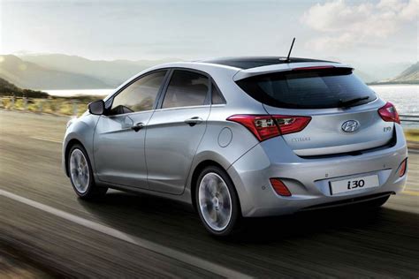 Hyundai i30 ganha nova versão intermediária Carros autoesporte