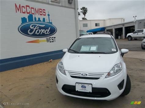 2013 Oxford White Ford Fiesta S Sedan 81245970 Photo 2 Car Color Galleries