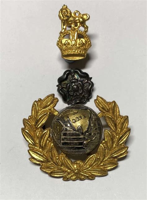 Chatham Division Royal Marine Band Officers Cap Badge C1923 50