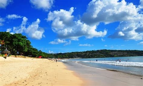 Pantai Jimbaran Bali Atraksi Aktivitas Liburan Lokasi Harga Tiket