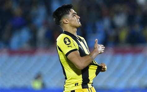 Matías Arezo Habló De Su Futuro En Peñarol Y Cómo Mantuvo La Calma Mientras El Gol No Llegaba