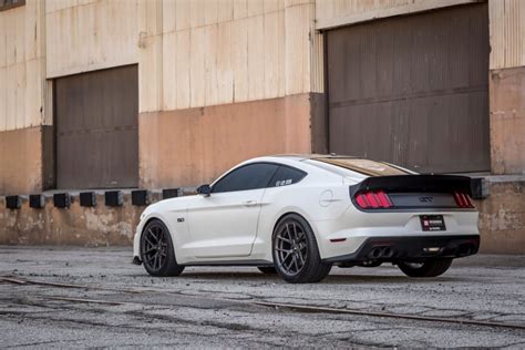 Ford Mustang S550 White Vorsteiner V FF 101 Wheel Front