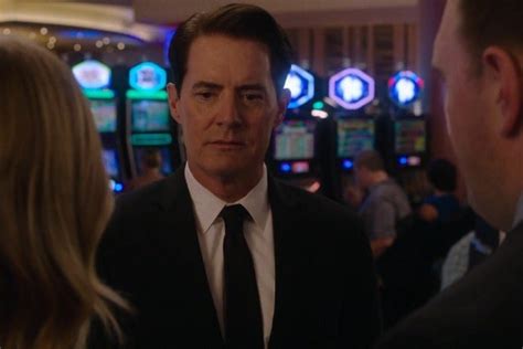 Twin Peaks What Is Going On With Dale Cooper And Dougie Jones