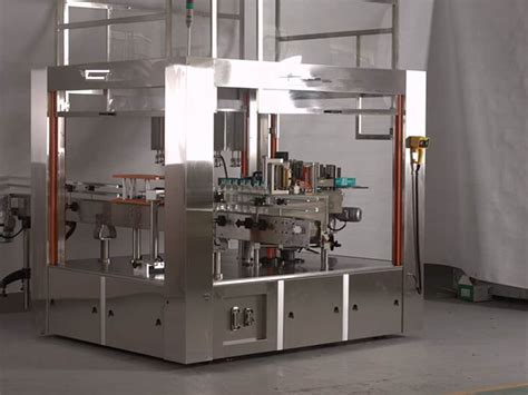 BOPP Hot Melt Glue Labeling Machine Newcrown Machinery