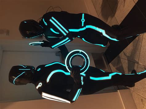 [Photographer] Awesome Tron: Legacy costumes at DragonCon : cosplay