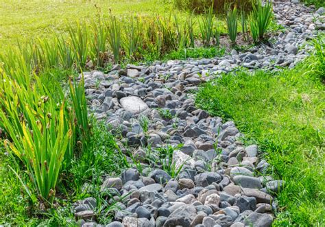 How To Use Rock Gravel Stone To Prevent Flooding Living Earth