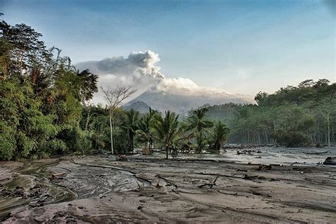 Merapi Volcano Tour reduce during the Alert Status