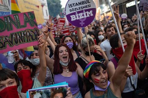 Women Protest Withdrawal From Istanbul Convention Türkiye News