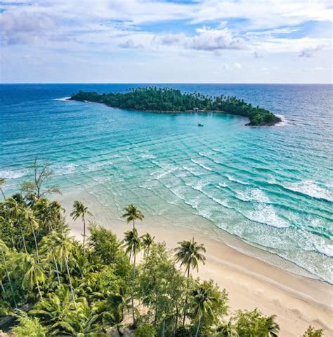 Playa Secreta De La Puesta Del Sol En Koh Kood Trat Tailandia Foto