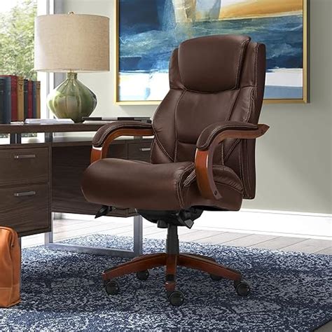 16 Best Leather Office Chairs For Tall People Who Want To Work Taller