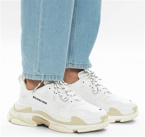 Giày Balenciaga Triple S Sneaker White Tan 2020 534217 W2CA1 9000