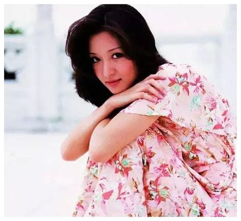 1980年胡因梦穿睡衣和李敖结婚仅115天却因看到妻子如厕而离婚李敖胡因梦睡衣新浪新闻